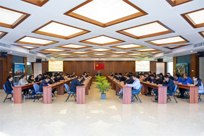 1623292356688730.jpg 1001.深入學(xué)習(xí)十九屆五中全會(huì)公報(bào)全文.jpg