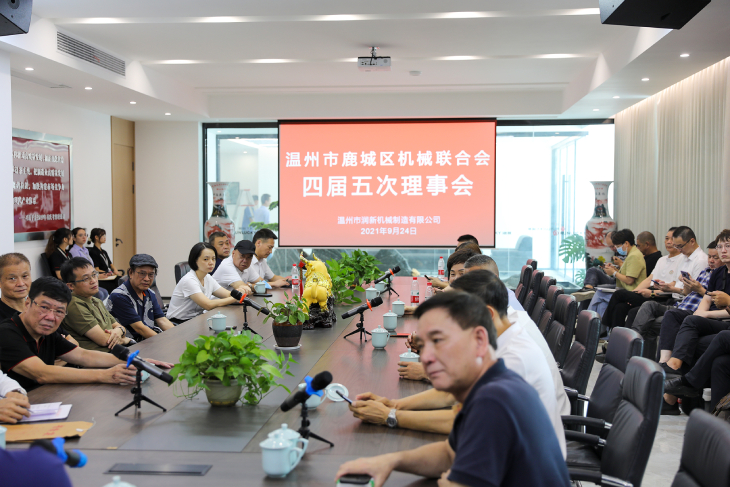 1632707653171008.jpg 301.jpg