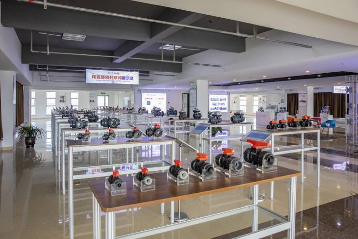 1661404512377937.jpg 701.jpg