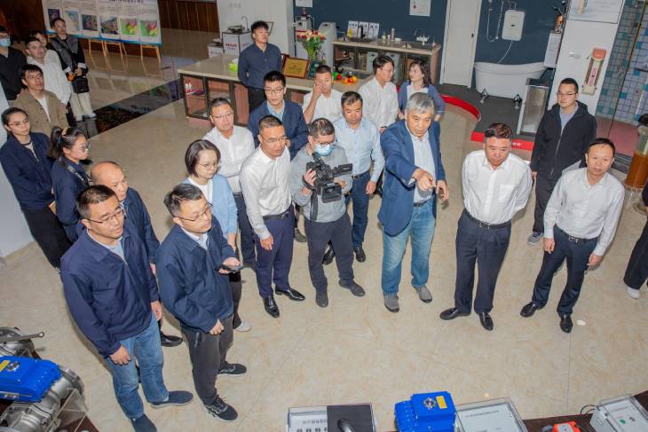 1666320329218647.jpg 301.jpg