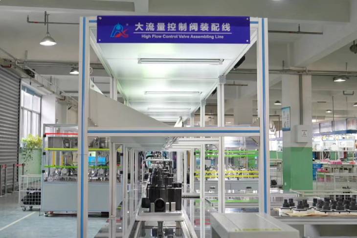402.1.8-10m3h大流量控制閥自動裝配流水線.jpg