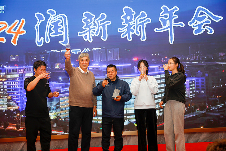 1705997583353095.jpg 501.jpg